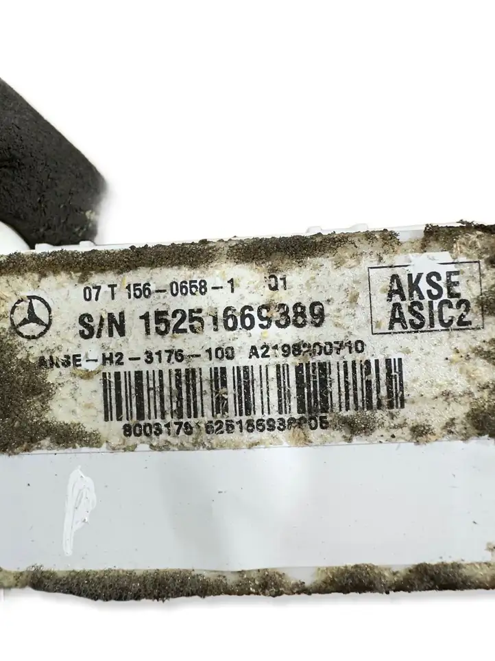 Mercedes-Benz CLS C219 (2003 - 2011) A2198200710 Датчик занятости сиденья — фото 2