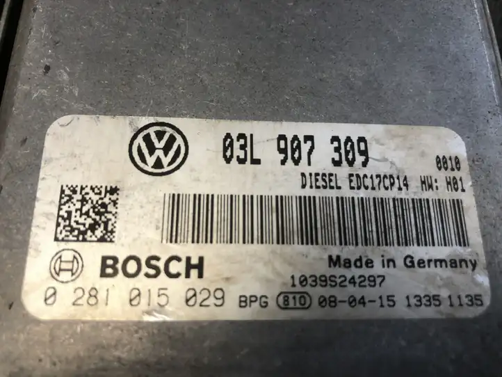 Volkswagen PASSAT B6 (2005 - 2010) 03L907309 Блок управления двигателем (ЭБУ) — фото 2