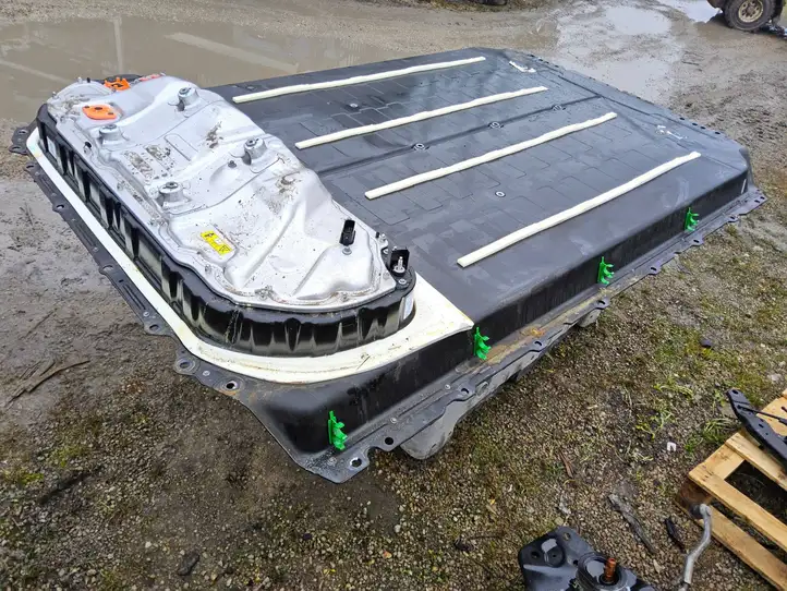 Tesla (2021 - ) TG32128900349Z Модуль аккумуляторной батареи гибридного автомобиля / электромобиля — фото 1