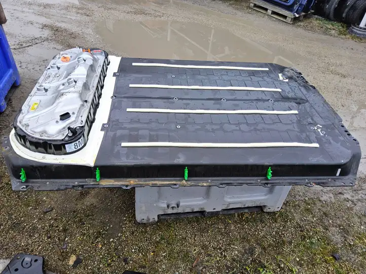 Tesla (2021 - ) TG32128900349Z Модуль аккумуляторной батареи гибридного автомобиля / электромобиля — фото 2