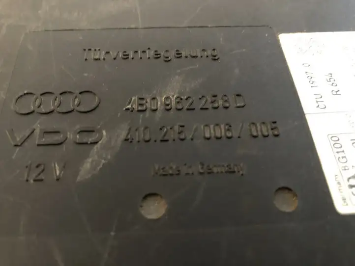 Audi A4 S4 B7 8E 8H (2004 - 2009) 4B0962258D Модуль комфорта — фото 3
