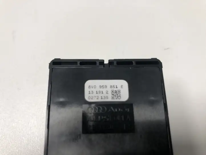Audi A3/S3 8V (2012 - 2016) 8V0959851E Блок кнопок на панели — фото 3