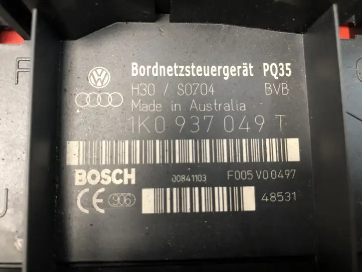Volkswagen Touran I (2003 - 2010) 1K0937049T Модуль комфорта — фото 2