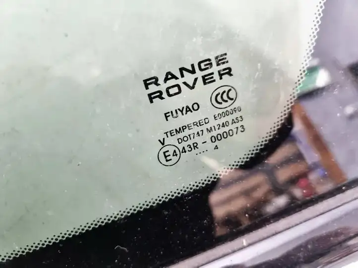 Land Rover (2014 - ) EJ3229600 Заднее боковое стекло — фото 3