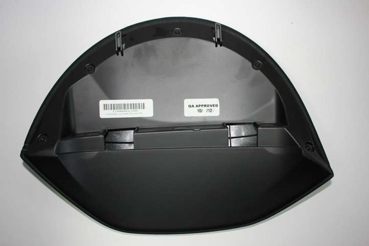 Chrysler 300C (2005 - 2011)  11899081L5AA Отделка приборного щитка