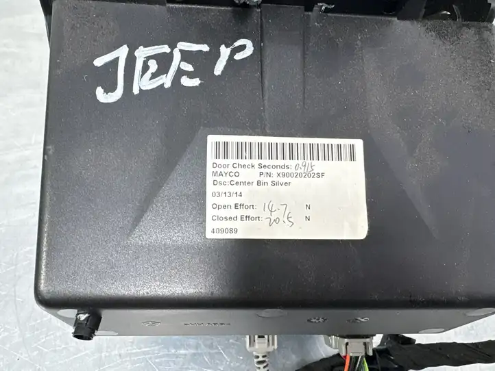 Jeep (2015 - ) X90020202SF USB модуль — фото 5