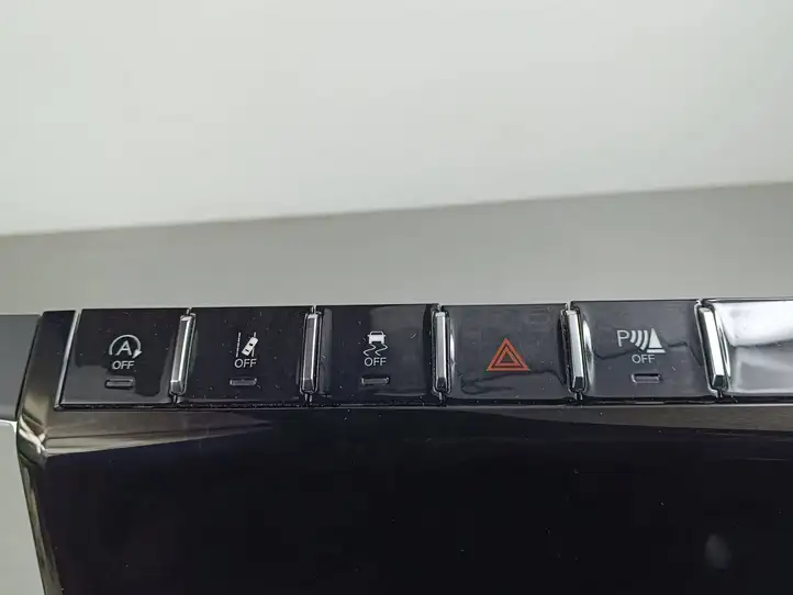Jeep (2023 - ) 68375145AI Магнитола / мультимедийная система — фото 15