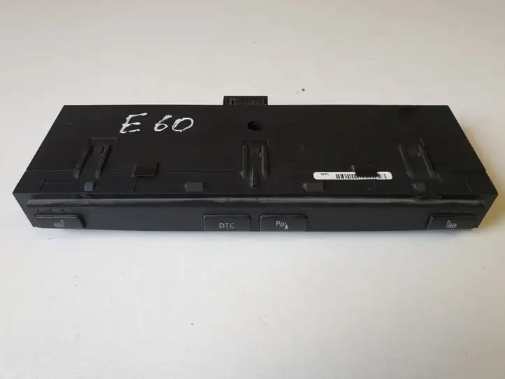 BMW 5 E60 E61 (2004 - 2010) 6985750 Включатель обогрева — фото 1
