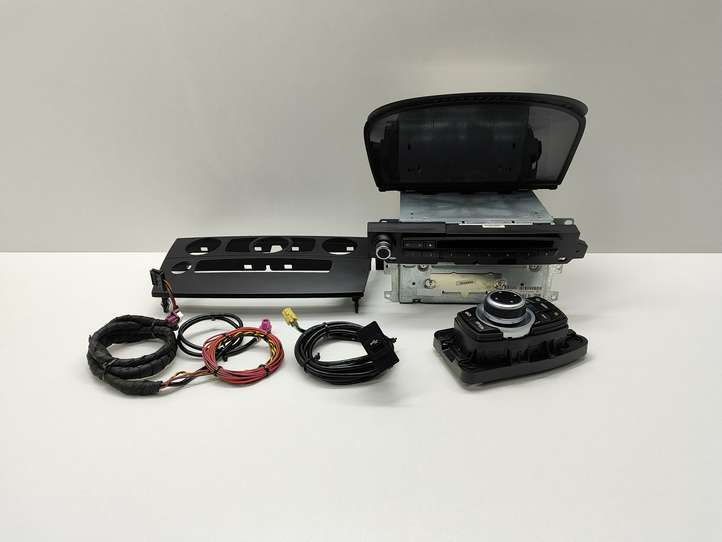 BMW 5 E60 E61 (2004 - 2010)  9198863 Радио/ проигрыватель CD/DVD / навигация