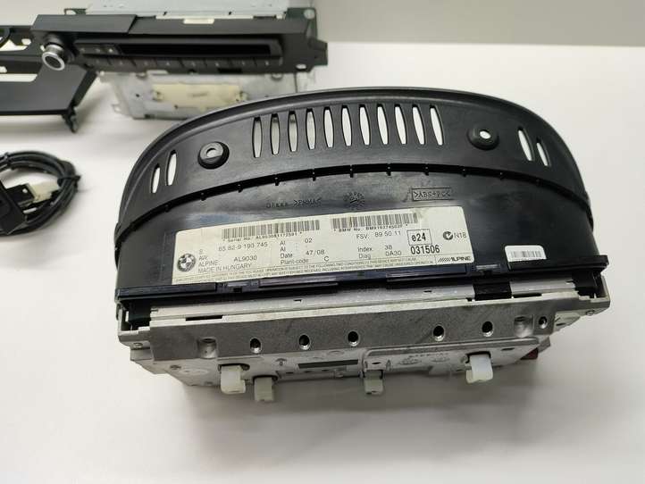 BMW 5 E60 E61 (2004 - 2010)  9198863 Радио/ проигрыватель CD/DVD / навигация