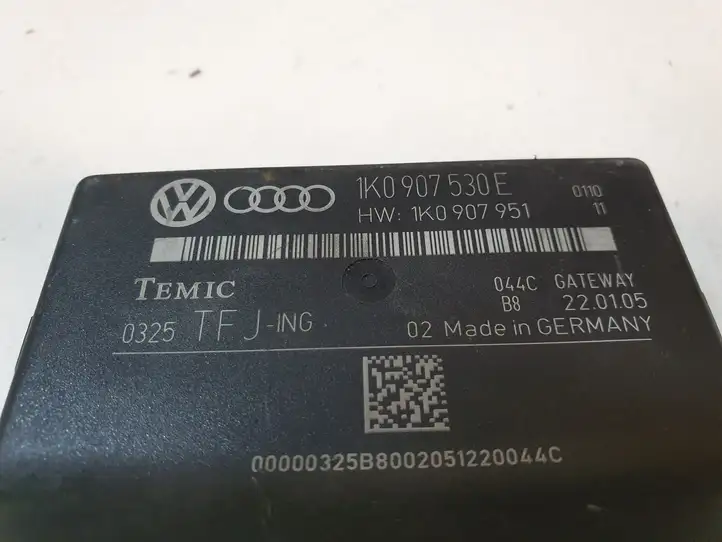 Volkswagen Touran I (2003 - 2010) 1K0907530E Модуль Gateway — фото 3