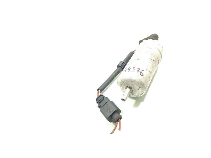 Volkswagen PASSAT B6 (2005 - 2010)  1K0906089A Топливный насос