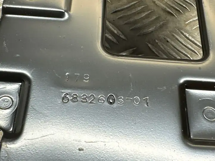 BMW (2025 - ) 6832603 Кронштейн усилителя звука — фото 3