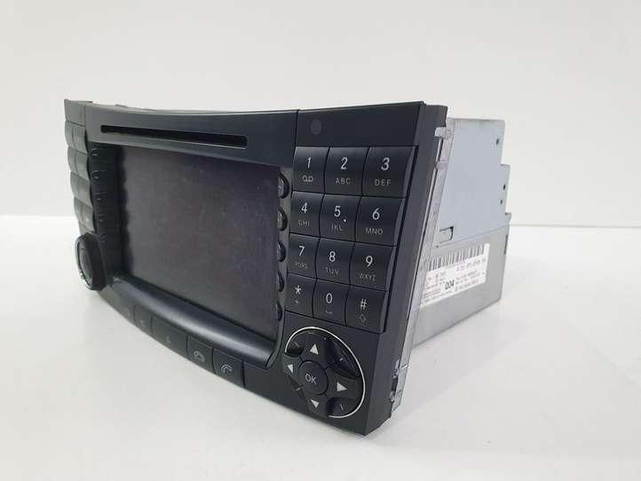 Mercedes-Benz CLS C219 (2003 - 2011)  A2118700189 Радио/ проигрыватель CD/DVD / навигация