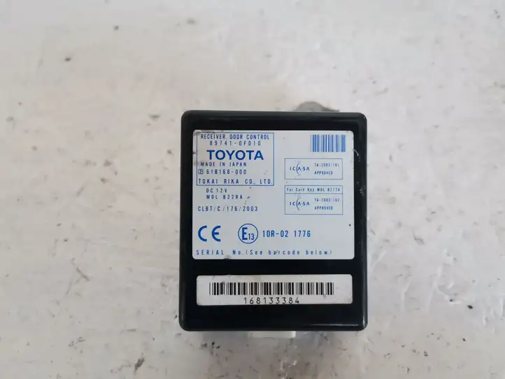 Toyota Corolla Verso AR10 (2004 - 2009) 897410F010 Блок управления дверью — фото 1