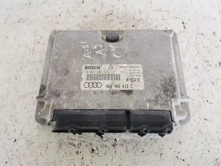 Audi A3/S3 8P (2003 - 2005) 0261204126 Блок управления двигателем (ЭБУ) — фото 1