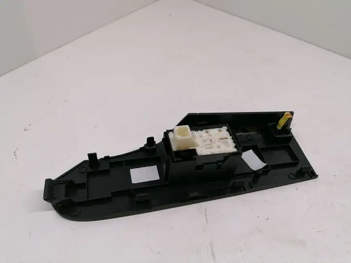 Toyota Auris E180 (2012 - 2018) 7423102D50 Блок кнопок стеклоподъемников — фото 4