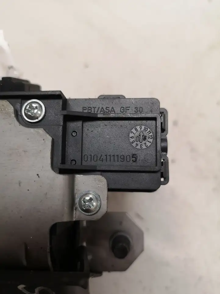 Ford S-MAX (2006 - 2010) 01041111007 Замок крышки багажника — фото 3