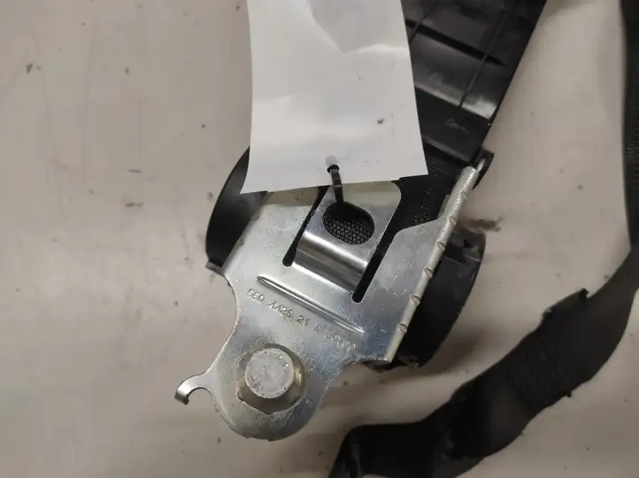 Opel Vectra B (1999 - 2002) 566331211 Передний ремень безопасности — фото 3