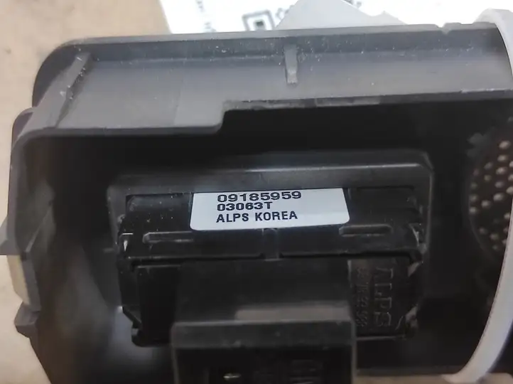Opel Signum (2002 - 2008) 09185959 Блок кнопок стеклоподъемников — фото 3