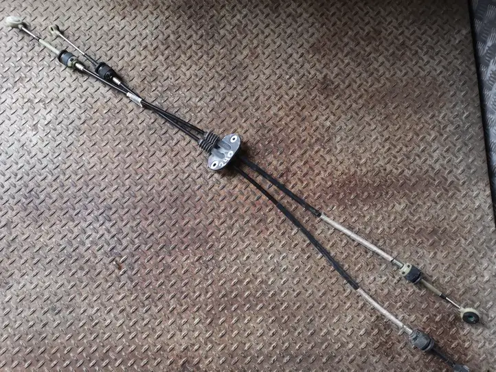 Ford Focus (2015 - 2019) BV6R7E395GD Трос переключения передач — фото 1