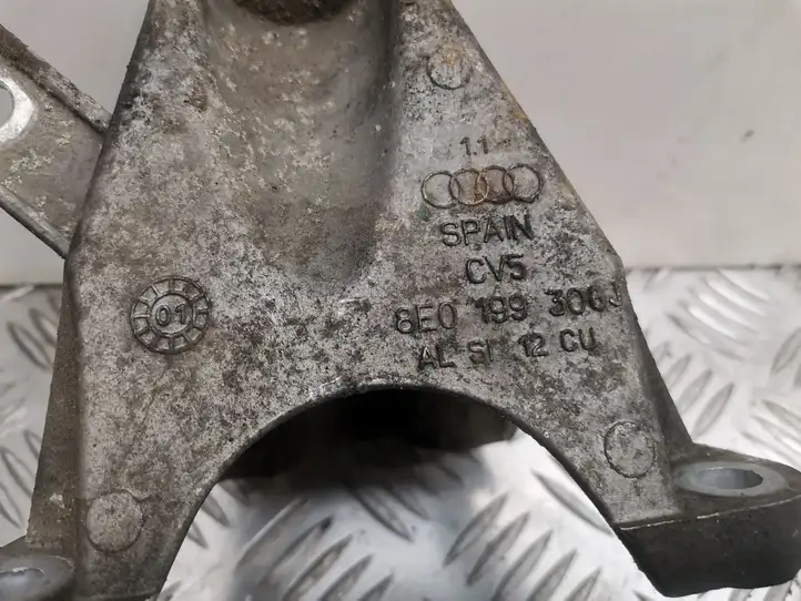 Audi A4 S4 B6 8E 8H (2000 - 2006) 8E0199308J Кронштейн двигателя — фото 3