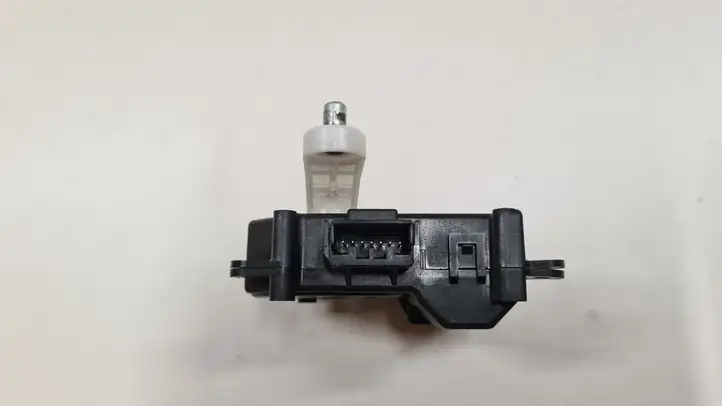 Subaru Legacy (2003 - 2009) 0637008630 Двигатель задвижки потока воздуха — фото 2