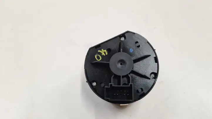 Audi A6 Allroad C6 (2006 - 2008) 4F1941531D Включатель фонарей — фото 3
