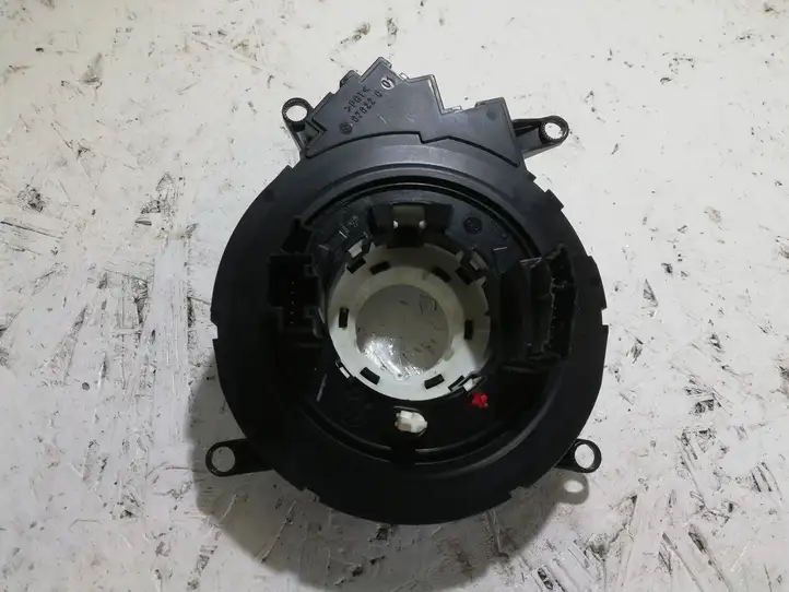 BMW 5 E60 E61 (2004 - 2010) 697639402 Контактное кольцо SRS — фото 1