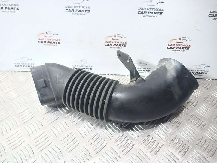 BMW 5 E60 E61 (2004 - 2010)  7790056 Деталь (детали) канала забора воздуха
