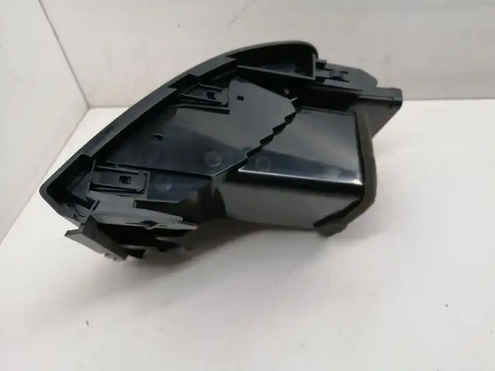 Toyota Prius (XW30) (2009 - 2015) 5565047070 Боковой воздушный дефлектор — фото 4