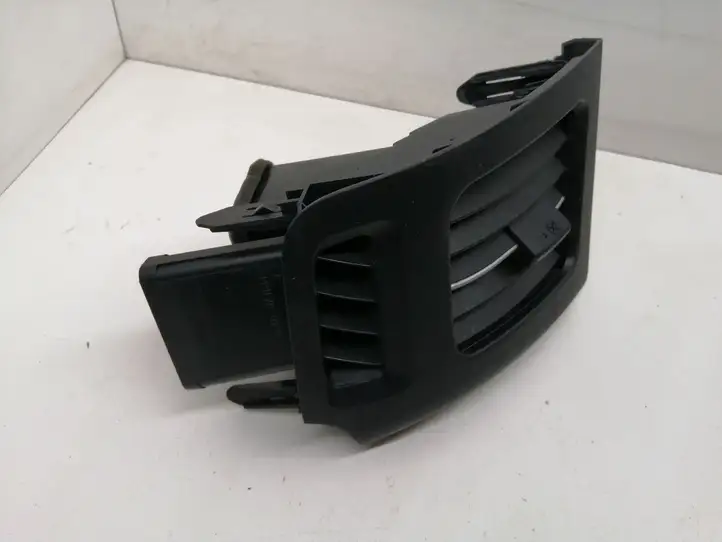 Toyota Prius (XW30) (2009 - 2015) 5565047070 Боковой воздушный дефлектор — фото 5
