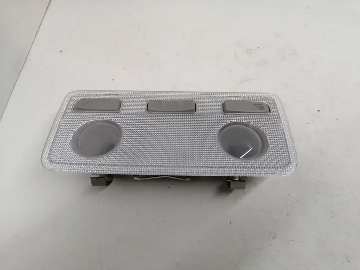 Toyota Yaris (2014 - 2019) 812600D070 Передняя подсветка — фото 1
