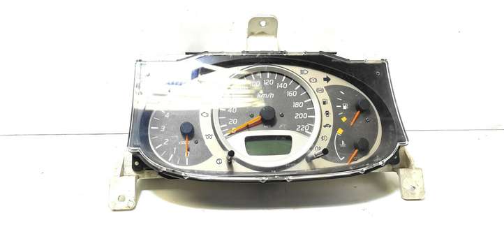Nissan Almera Tino (2000 - 2006)  3B210 Спидометр (приборный щиток)