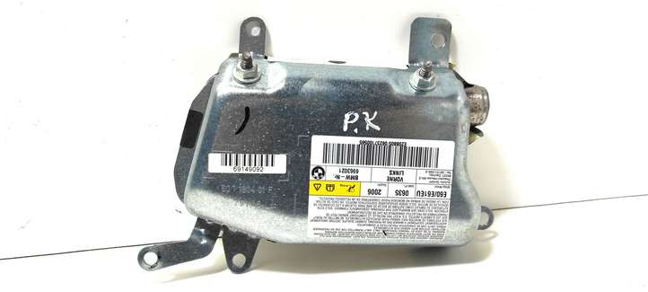 BMW 5 E60 E61 (2004 - 2010)  601190401F Подушка безопастности передней двери