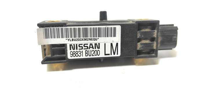 Nissan Almera Tino (2000 - 2006)  98831BU200LM Датчик удара надувных подушек