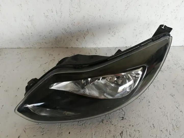 Ford Focus (2011 - 2015) 1481914820 Передняя фара — фото 1