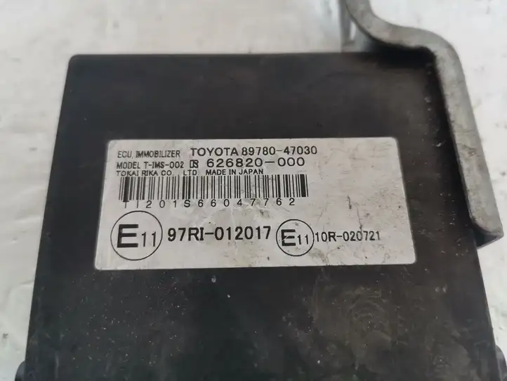 Toyota Corolla Verso AR10 (2004 - 2009) 626820000 Блок иммобилайзера — фото 3