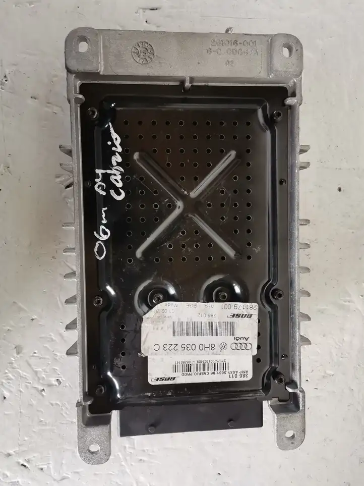 Audi A4 S4 B7 8E 8H (2004 - 2009) 8H0035223C Усилитель звука — фото 3