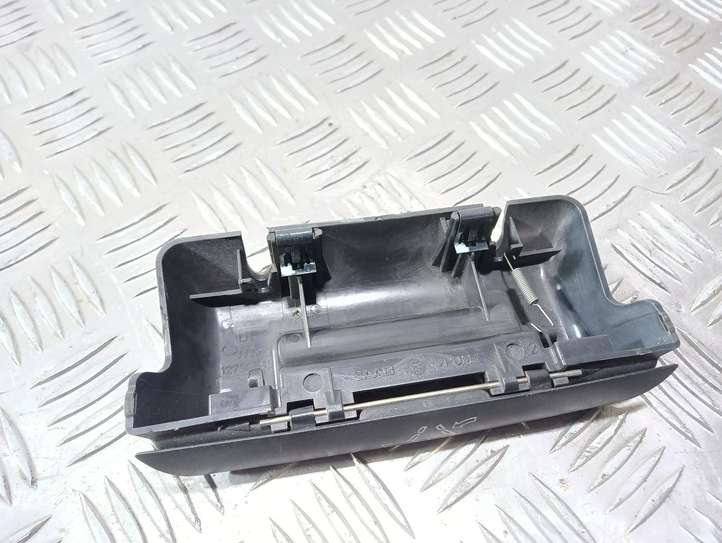 Saab 9-3 Ver2 (2003 - 2007)  12790569 Ручка для отгибания опоры спинки сиденья