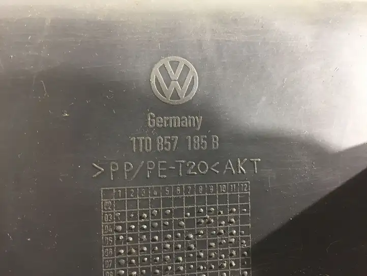 Volkswagen Touran I (2003 - 2010) 1T0857185B Прочие детали салона — фото 4
