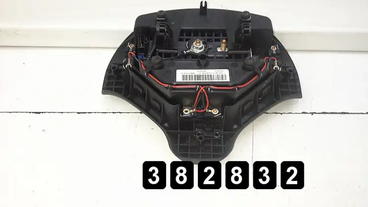 Peugeot 308 (2007 - 2013) 96810154zd Подушка безопасности руля — фото 2
