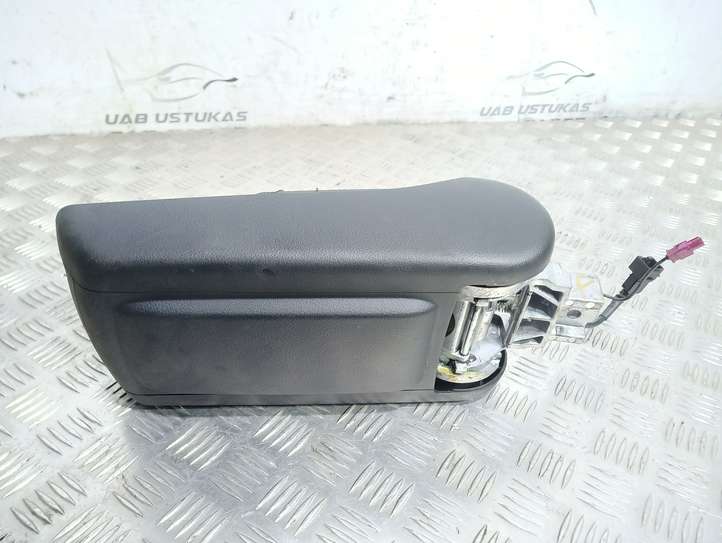 Audi A6 (2008 - 2011)  4F0864207B Подлокотник