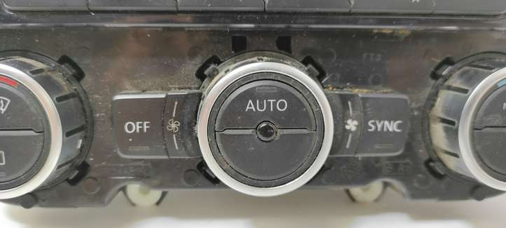 Volkswagen PASSAT B7 (2011 - 2014)  3AA907044BA Блок управления кондиционера воздуха / климата/ печки (в салоне)