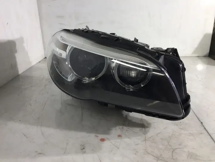 BMW M5 F10 (2013 - 2016) 7378516 Передняя фара — фото 1