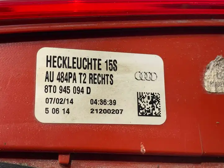 Audi A5 8T 8F (2011 - 2016) 8T0945094D Задний фонарь в крышке багажника — фото 2