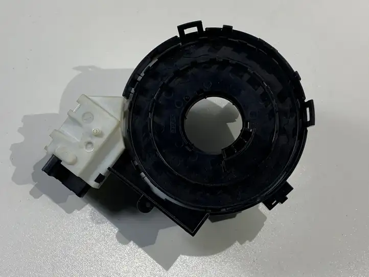 Seat Leon (1P) (2005 - 2012) 1K0959653C Контактное кольцо SRS — фото 2