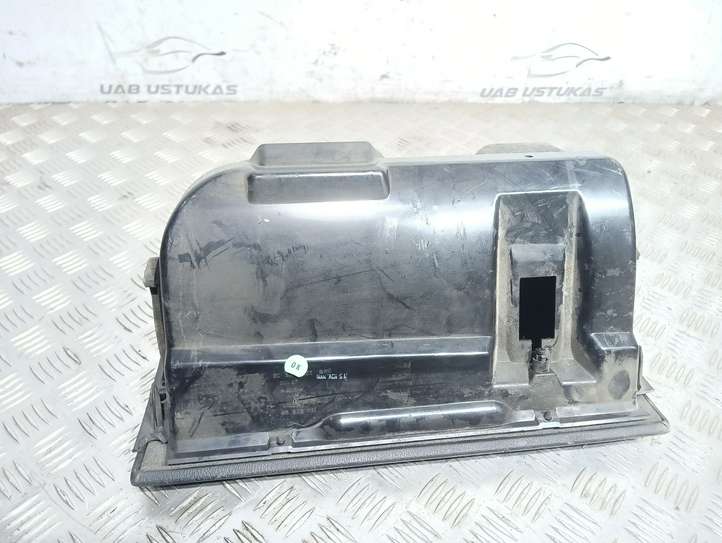 Opel Zafira (1999 - 2003)  09133611 Комплект ящика для вещей (бардачка)