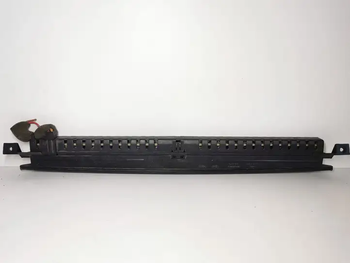Volkswagen PASSAT B5.5 (2001 - 2005) 1J6945097D Дополнительный стоп фонарь — фото 2