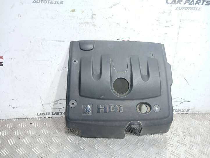 Peugeot 307 (2001 - 2005)   Крышка двигателя (отделка)